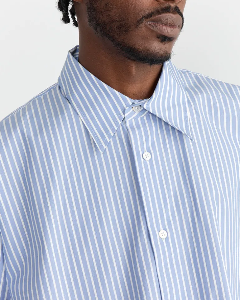 Loche Shirt in Powder Blue/White