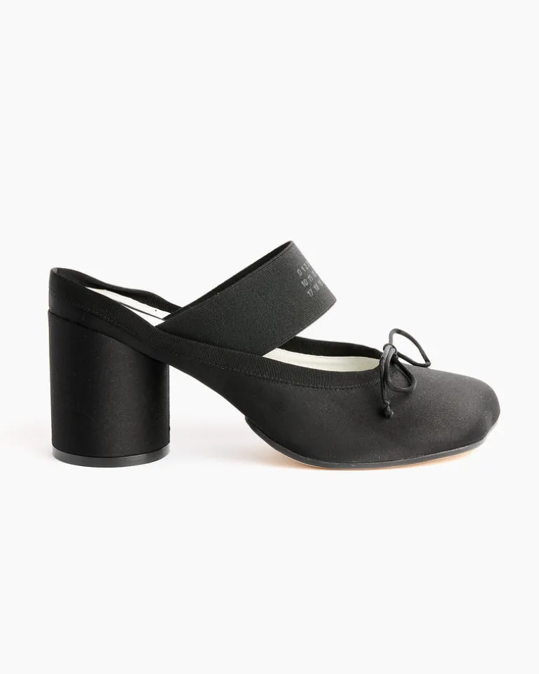 Logo Elastic Ballet Decollete in Black