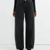 Low Curve Jean in Black Tar