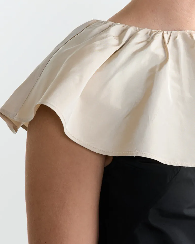 Maude Top in Champagne/Black