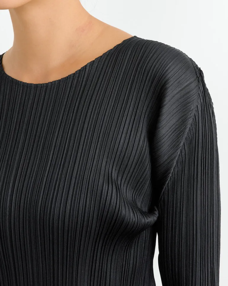 MC Sept Top in Black