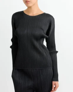 MC Sept Top in Black