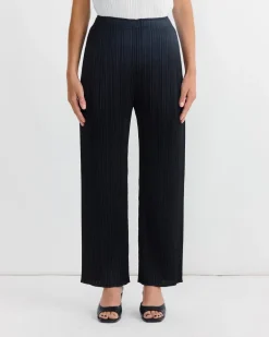 Monthly Colors April Pant in Black
