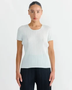 Monthly Colors April Top in Ice White