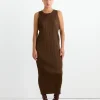 NC Basics 4 Dress in Brown