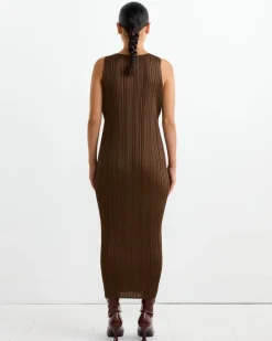 NC Basics 4 Dress in Brown
