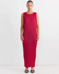 New Colorful Basics 4 Dress in Carmine