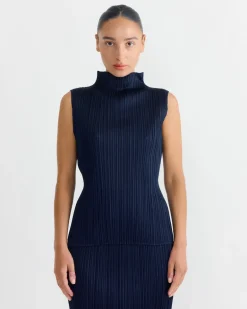 New Colorful Basics 4 Sleeveless Top in Navy