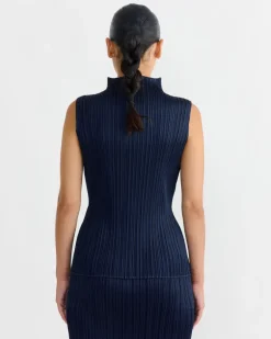 New Colorful Basics 4 Sleeveless Top in Navy