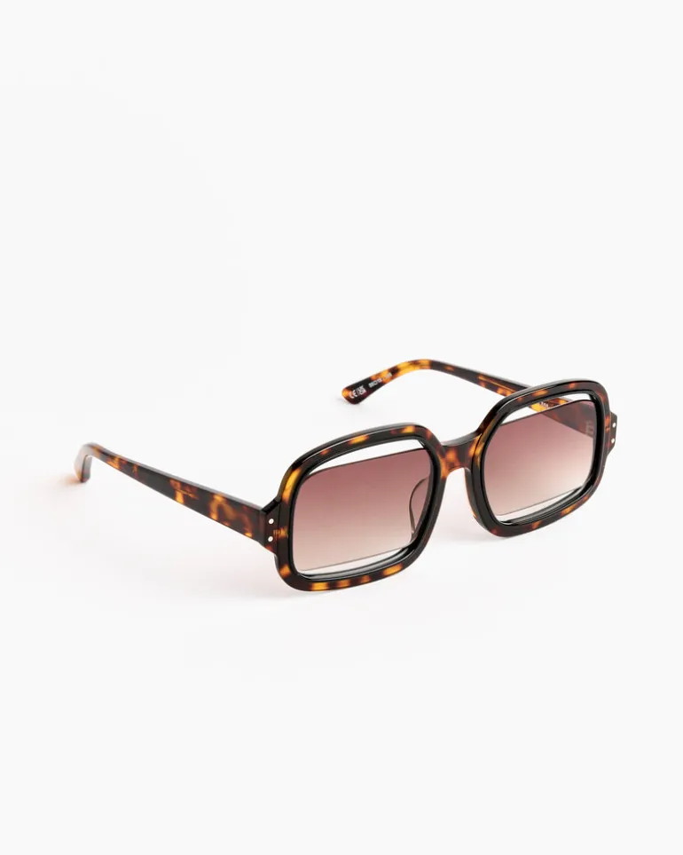 Olga Glasses in Tortoise Brown