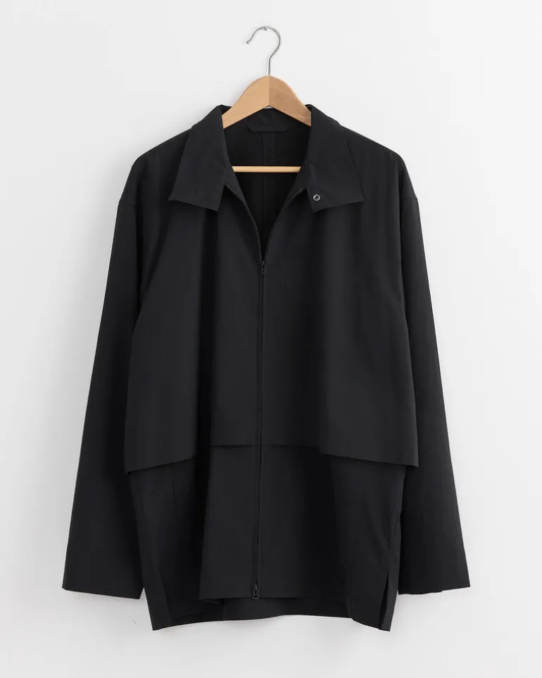 Packable Shirt in Black