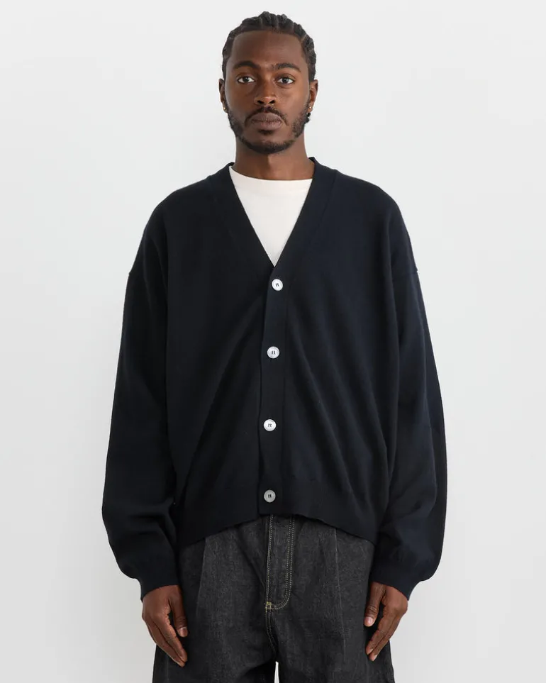 Parr Cardigan in Darkest Navy