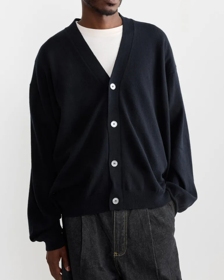 Parr Cardigan in Darkest Navy