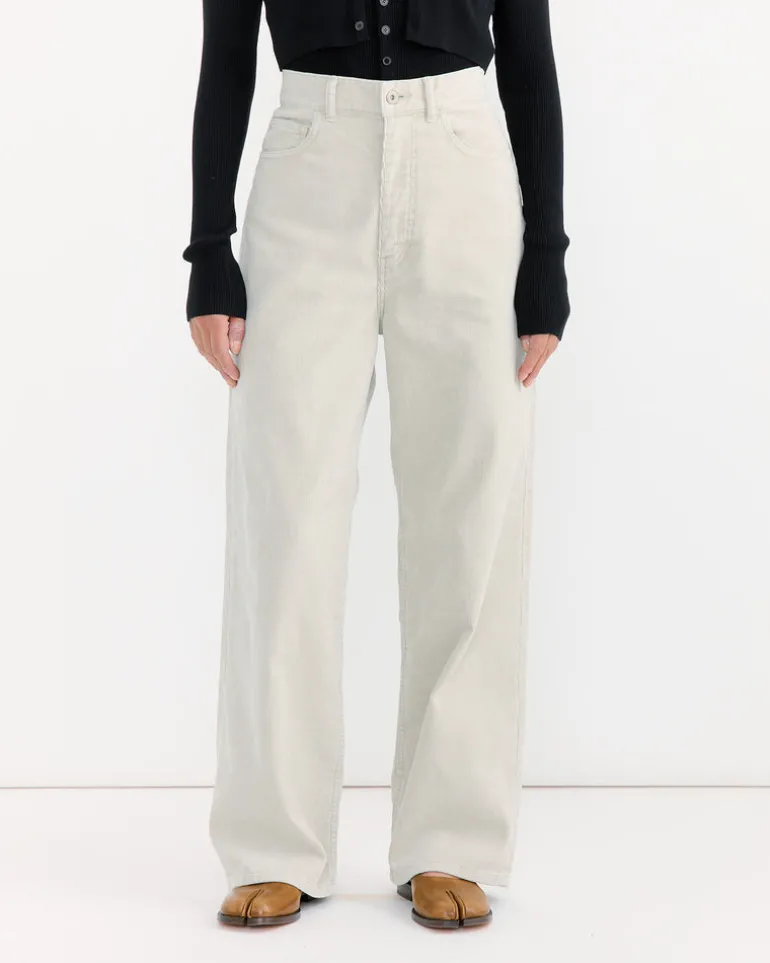 Pigment Dye Corduroy Wide 5P Pant in White Khaki