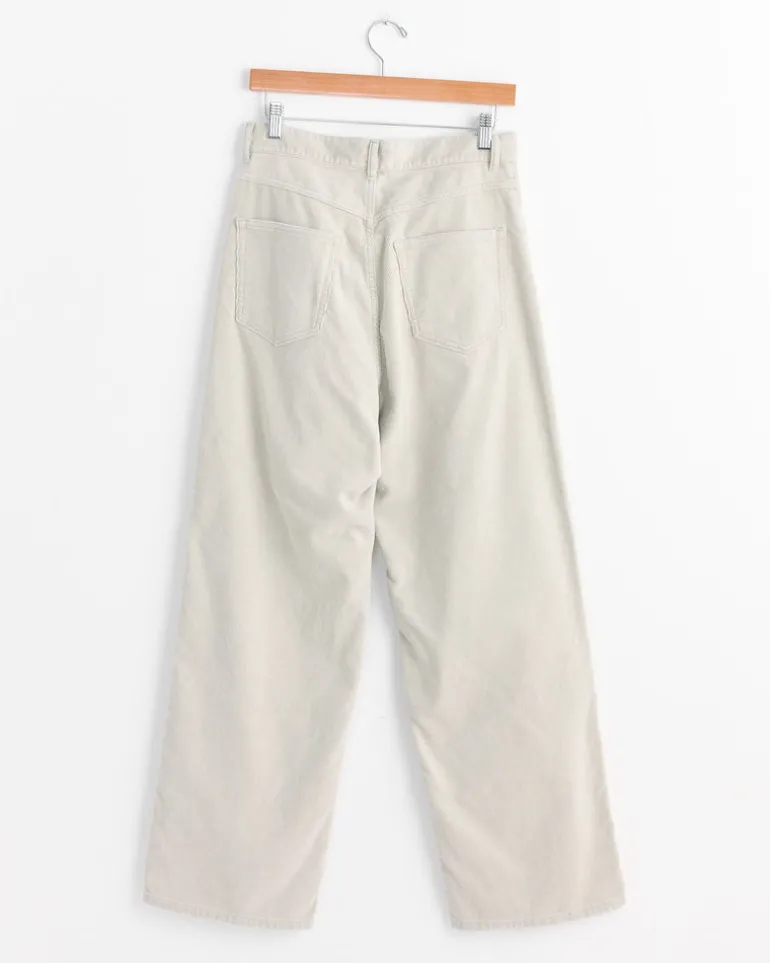 Pigment Dye Corduroy Wide 5P Pant in White Khaki