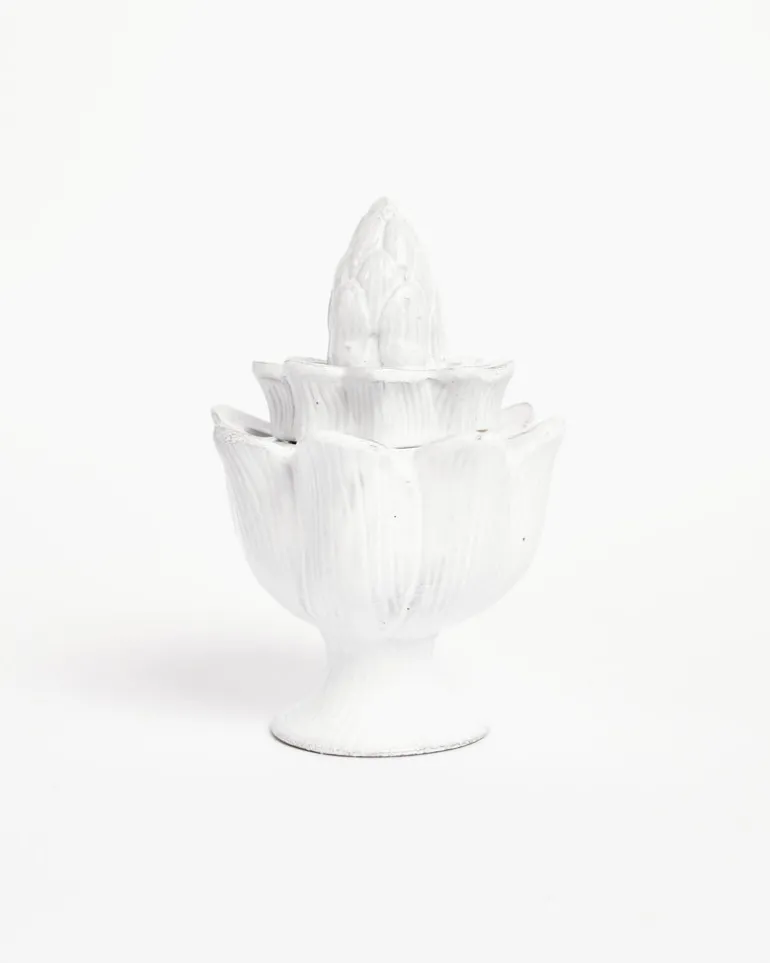 Pique Flower Holder