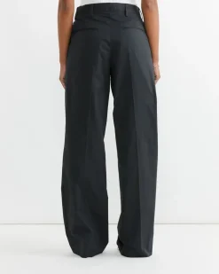 Pleated Pant in Black