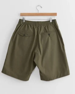 Pleated Track Short in Olive
