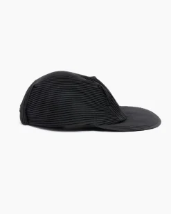 Pleats Cap