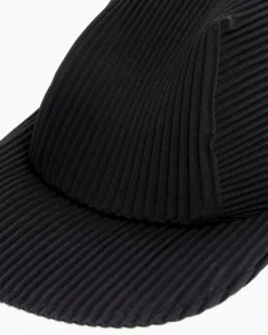 Pleats Cap