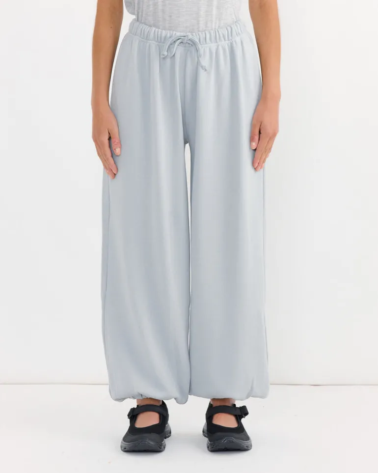 Ran Pant in Whitestone Blue