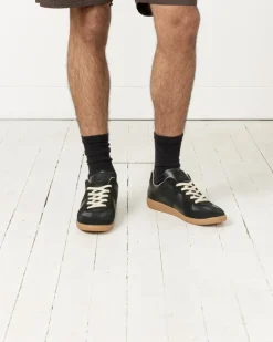 Replica Sneaker in Black