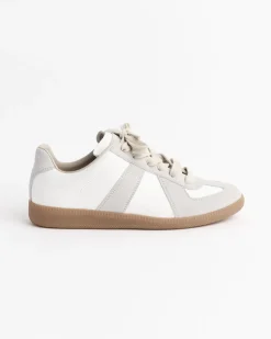 Replica Sneakers in White