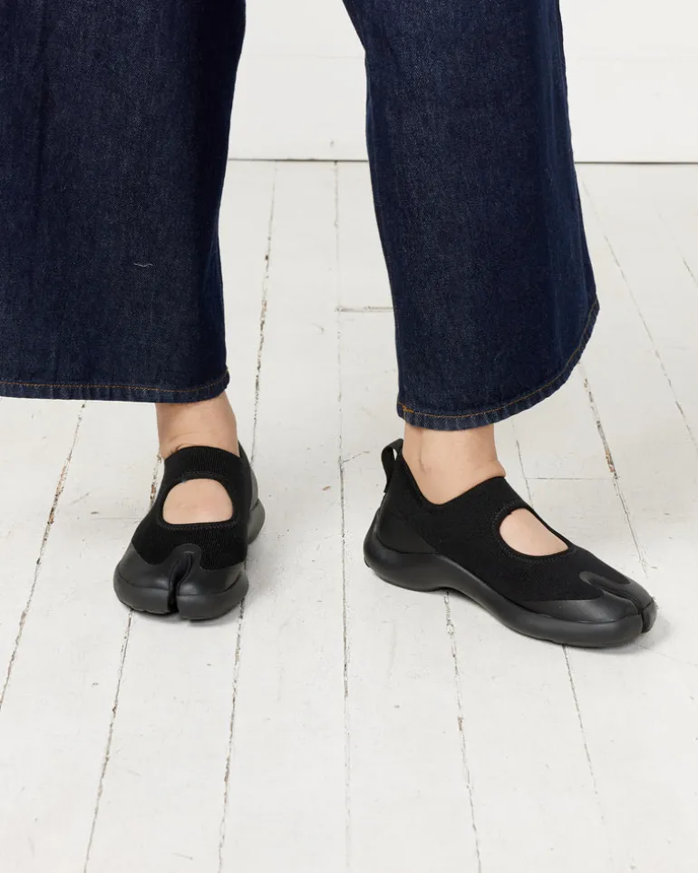 Sandal in Black