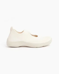 Sandal in Off White