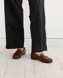 Sastre Supple Shiny Loafer in Chestnut