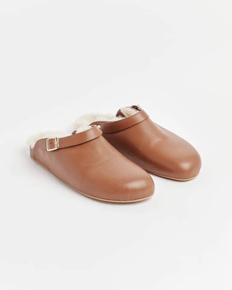 Shearling Clog in Umber