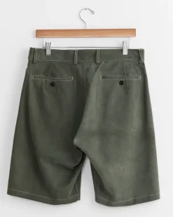 Sheep Suede Short in Green