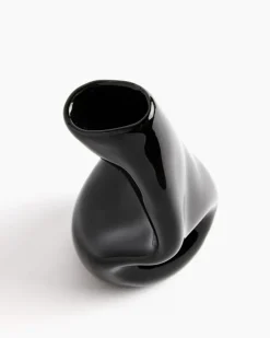 Small Solitude Vessel in Gloss Black