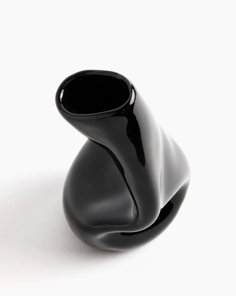 Small Solitude Vessel in Gloss Black