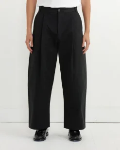 Sorte Pant in Black
