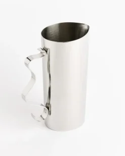 Squiggle Pitcher