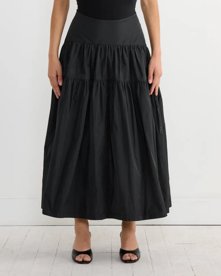 Swift Skirt in Black