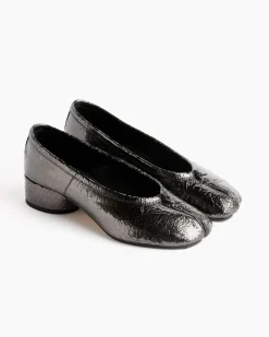 Tabi Ballerina in Crinkled Black