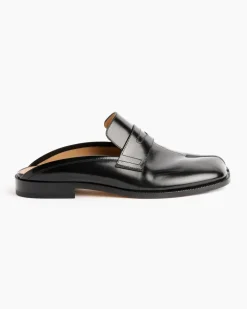 Tabi Loafer Mule in Black