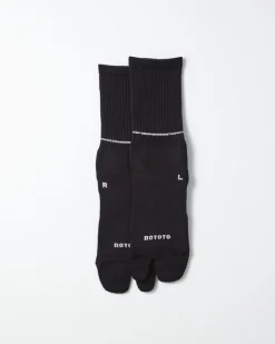 1556 Tabi Socks in Black