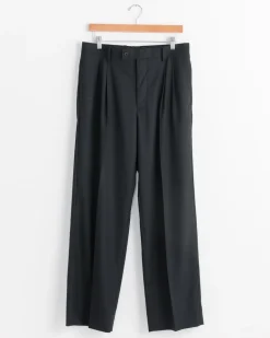Tropical Wool Two Tuck Slack in Black