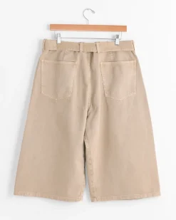Twisted Short in Natural Beige