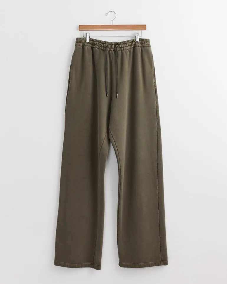 Veloso Pant in 22oz French Terry Olive