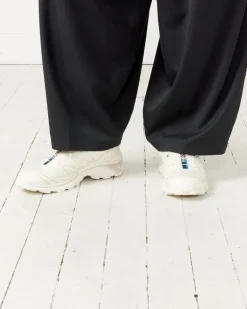 XT-6 in Vanilla Ice/Vanilla/Almilk
